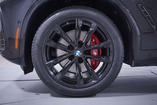 2022 BMW X4 M40i