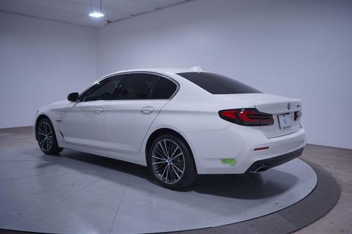 2023 BMW 530e Base