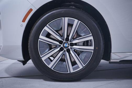 2024 BMW i7 eDrive50