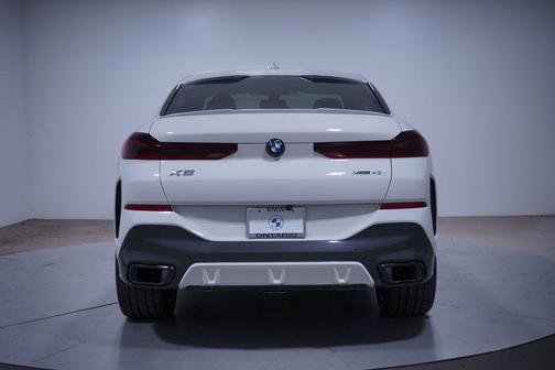 2023 BMW X6 xDrive40i