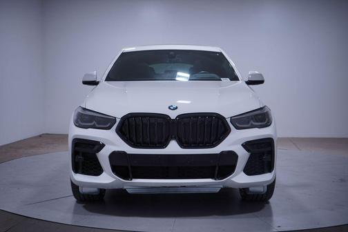 2023 BMW X6 xDrive40i