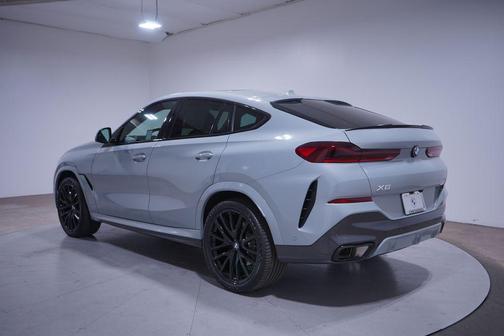 2024 BMW X6 xDrive40i