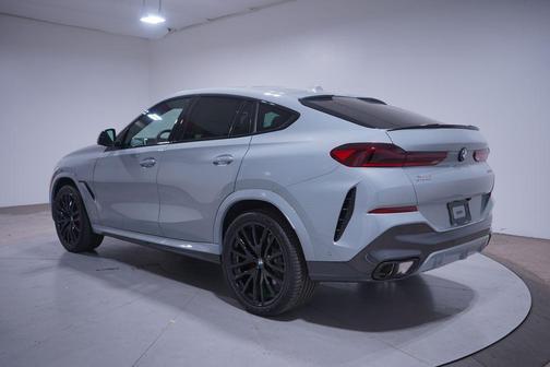 2026 BMW X6 xDrive40i