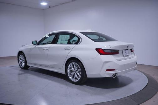 2025 BMW 330 i