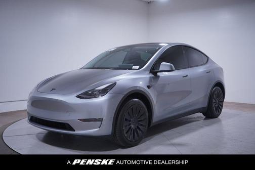 2024 Tesla Model Y Long Range Dual Motor All-Wheel Drive
