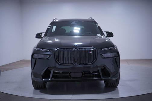 2026 BMW X7 M60i