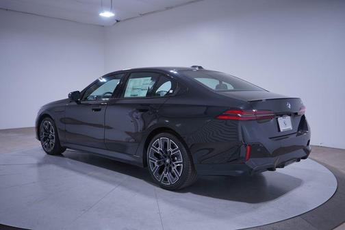 2026 BMW 530 i