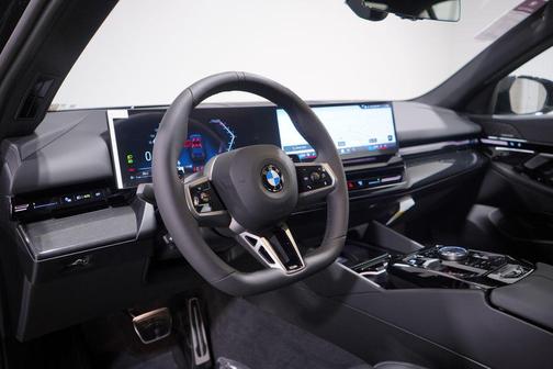 2026 BMW 530 i