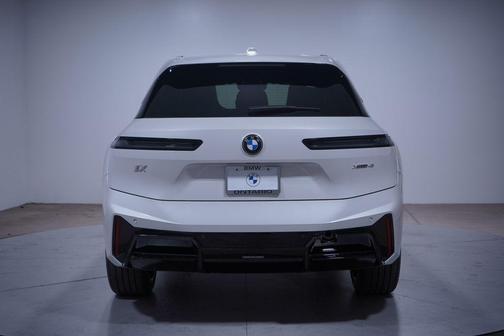 2026 BMW iX xDrive45