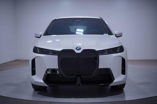 2026 BMW iX xDrive45
