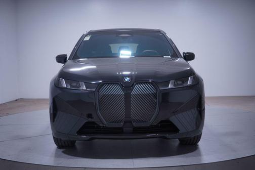 2026 BMW iX xDrive60