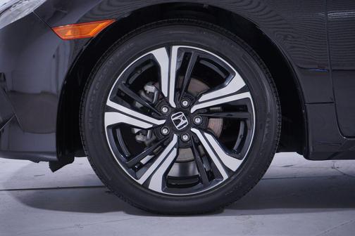 2017 Honda Civic Touring