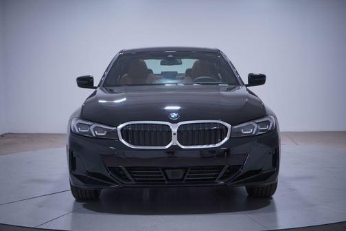 2025 BMW 330 i
