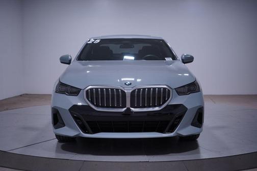 2025 BMW 530 i