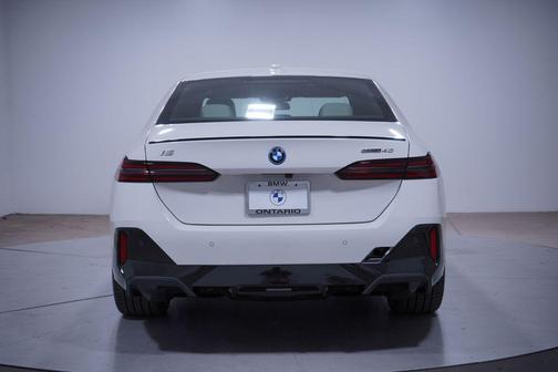 2026 BMW i5 eDrive40