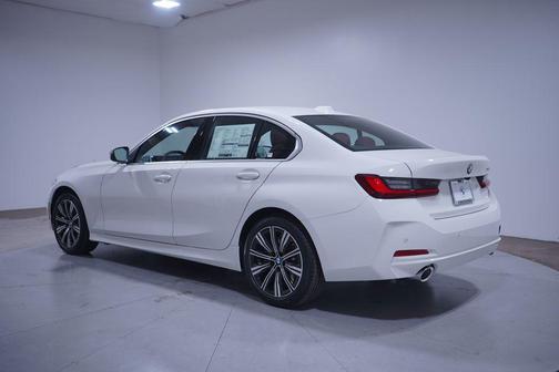 2026 BMW 330 330i