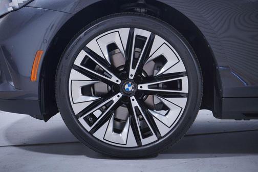 2025 BMW 530 i