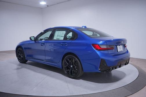 2025 BMW 330 i