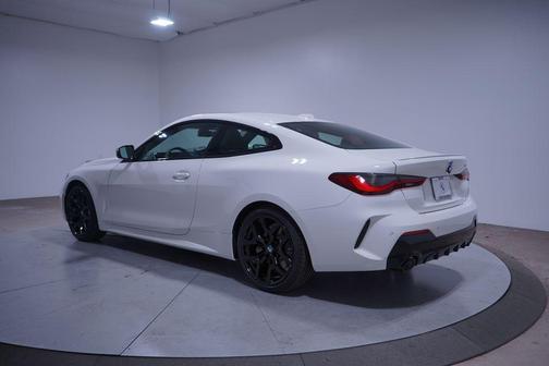 2026 BMW 430 i