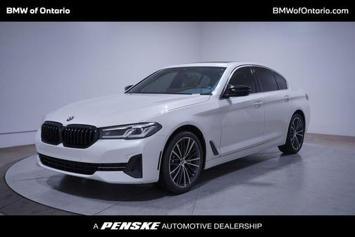2022 BMW 530 i