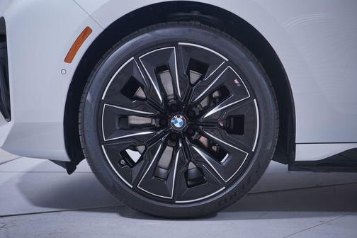 2025 BMW i7 eDrive50