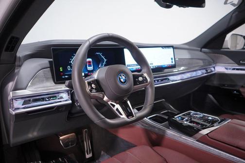 2025 BMW i7 eDrive50