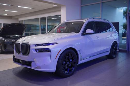 2026 BMW X7 xDrive40i