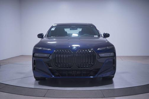 2025 BMW i7 eDrive50
