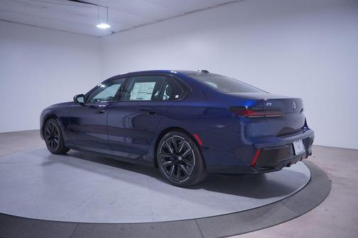 2025 BMW i7 eDrive50