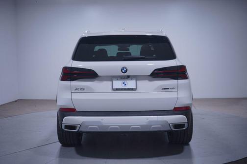 2026 BMW X5 sDrive40i