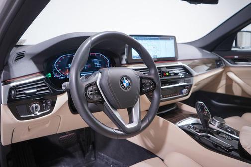 2023 BMW 530 i