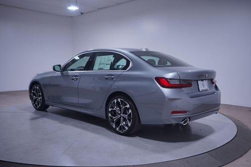 2025 BMW 330 i