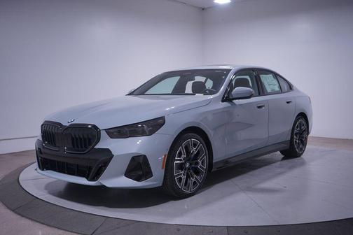 2026 BMW 530 530i