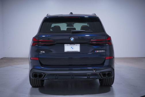 2026 BMW X5 M60i
