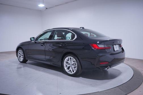 2025 BMW 330 330i
