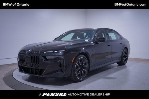 2026 BMW 740 740i