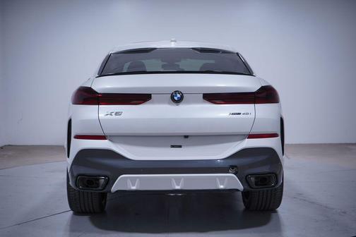 2026 BMW X6 xDrive40i