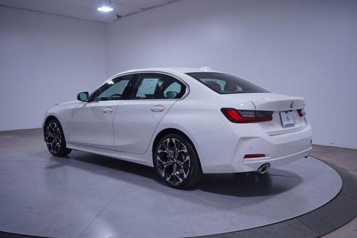 2025 BMW 330 i