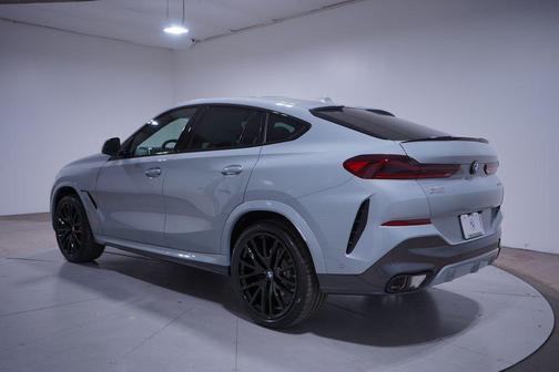 2026 BMW X6 xDrive40i