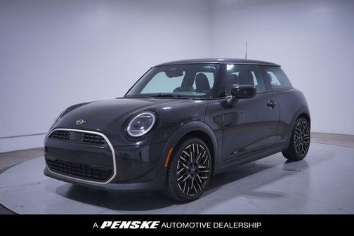 2025 MINI Hardtop Cooper