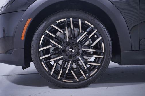 2025 MINI Hardtop Cooper