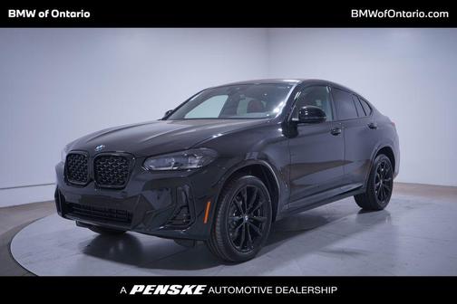2025 BMW X4 xDrive30i