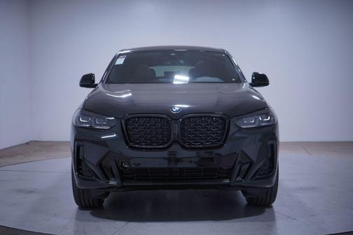 2025 BMW X4 xDrive30i