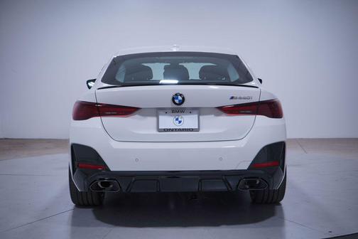 2026 BMW M440 i