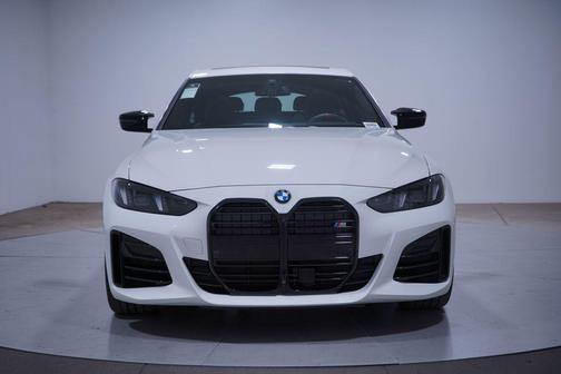 2026 BMW M440 i
