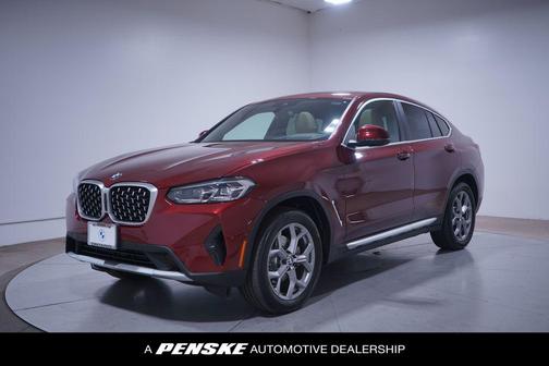 2025 BMW X4 xDrive30i