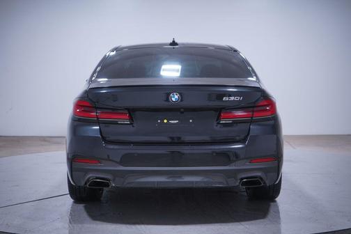 2023 BMW 530 i