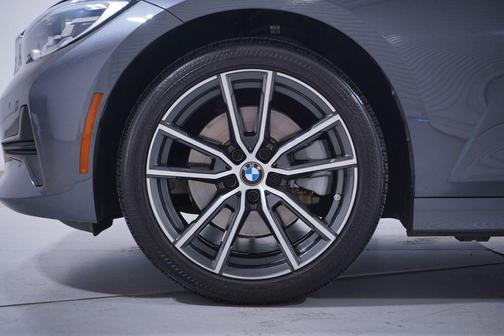 2022 BMW 330 330i
