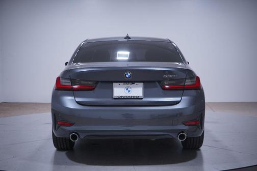 2022 BMW 330 330i