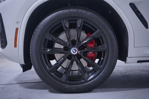 2023 BMW X4 M40i